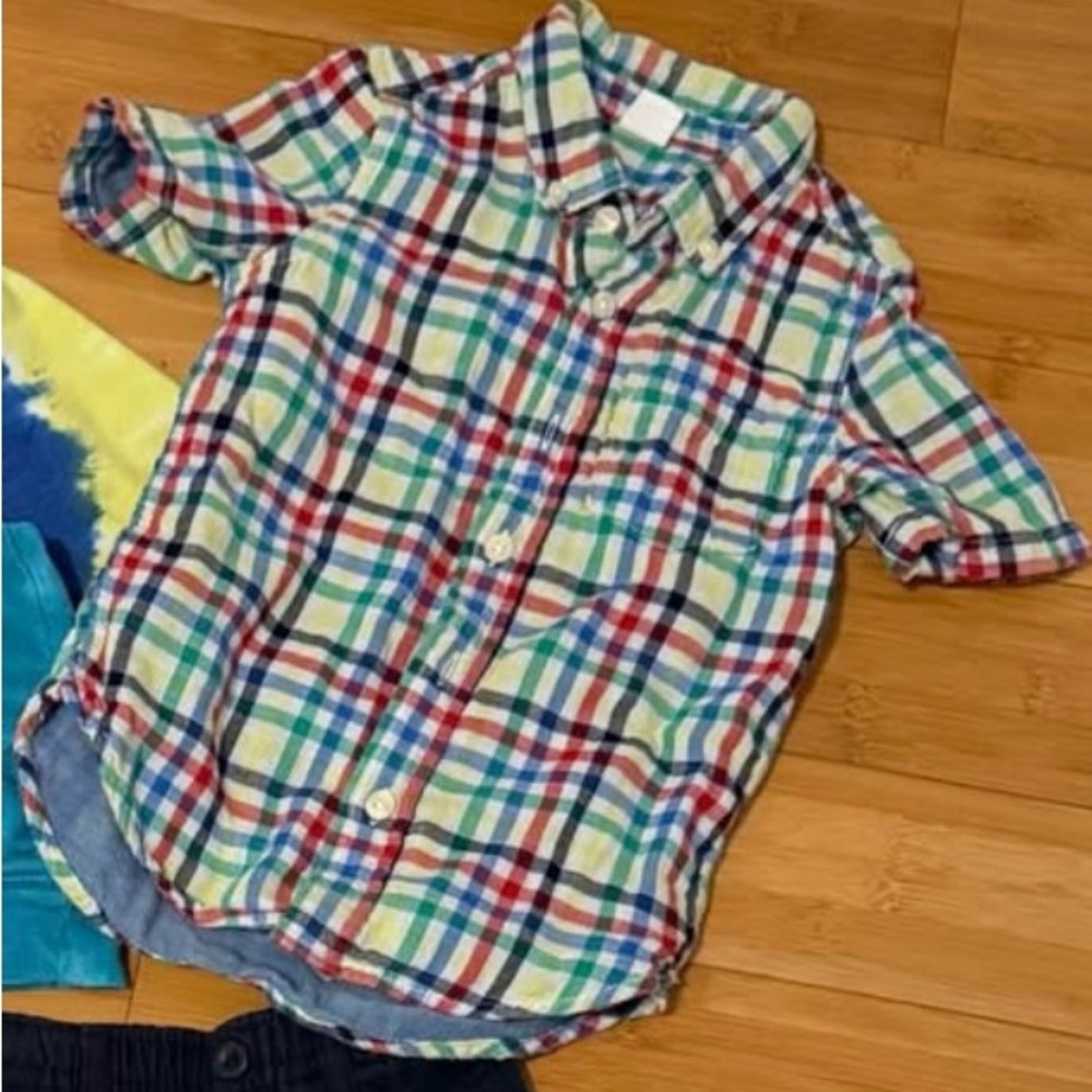GAP Multicolor Plaid Button Down Shirt